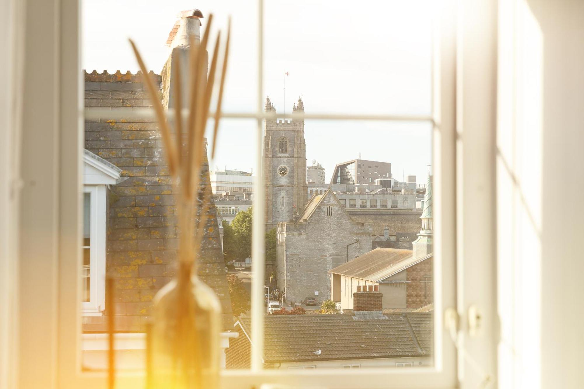 New Luxury For 2024 - Central Plymouth House - Sleeps 10 - Access To Plymouth Town - Close To The Barbican - Pets Welcome - Parking Available - By Luxe Living By Sophia Экстерьер фото